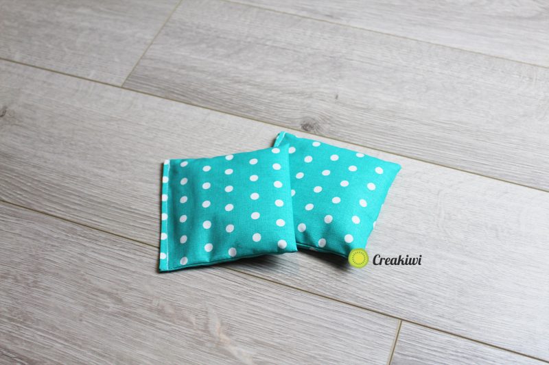 Lot de 2 petites bouillottes sèches bleu turquoise à pois