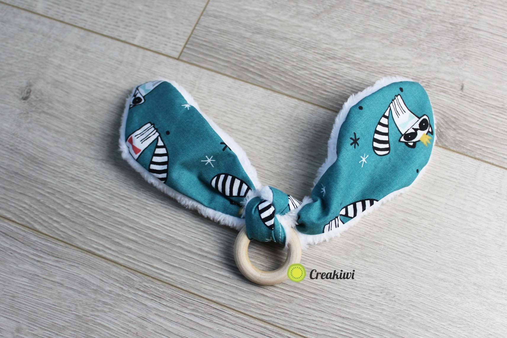 Un pack cadeaux de naissance joli motif Creakiwi