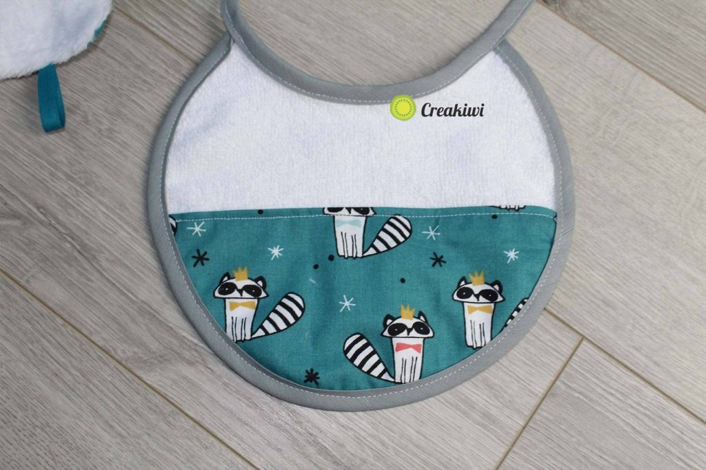 Un pack cadeaux de naissance joli motif Creakiwi