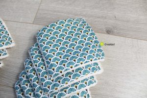 Lot de 10 lingettes démaquillantes en bleu 10x10cm