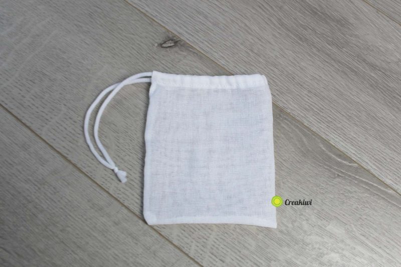 Lot de 2 sachets de thé lavables en tissu blanc