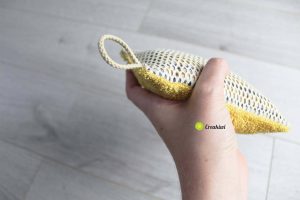 Eponge lavable jaune et bleu