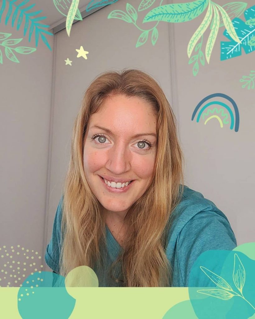 Aurore, créatrice couture et illustratrice Creakiwi