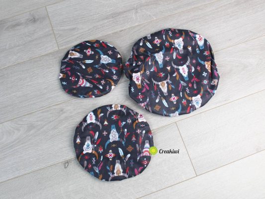 Lot de 3 couvercles écologiques différents formats motif Buffle et plumes Creakiwi